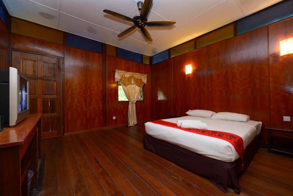 Adina Drive In Motel Langkawi Стая снимка