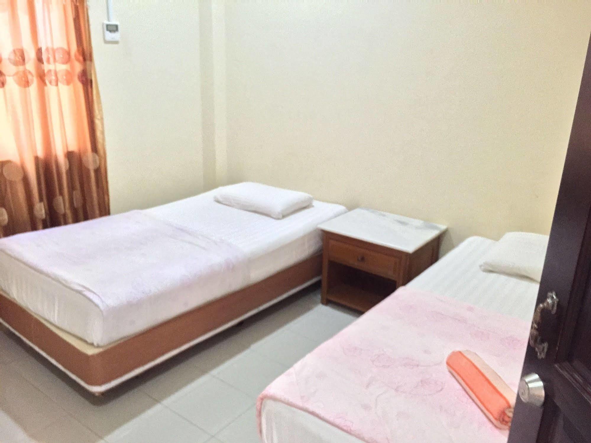 Adina Drive In Motel Langkawi Екстериор снимка